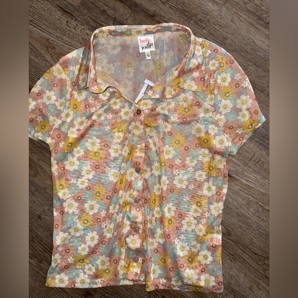 Belle Du Jour • Sheer Floral Button Down - Picture 7 of 9